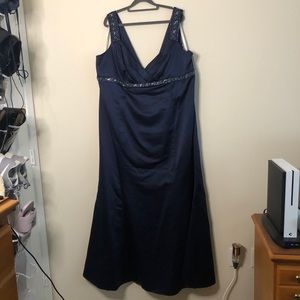 26 Navy Satin Trumpet Prom Dress NWT